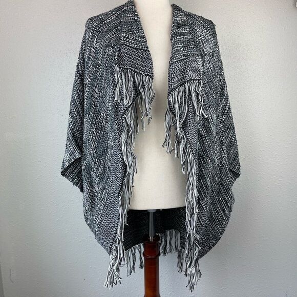 Poncho Style Wrap EUC - Picture 1 of 6